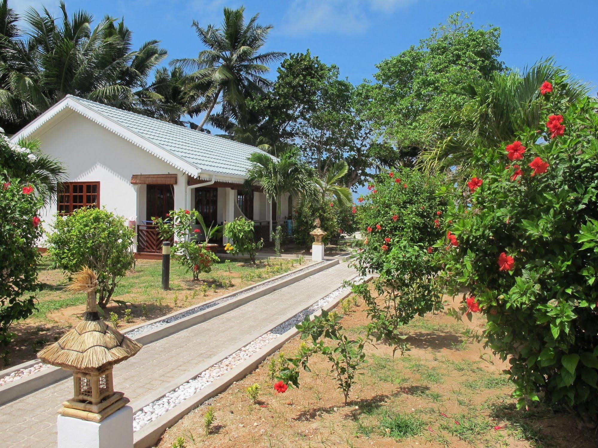 Villas De Mer Grand Anse  Exteriör bild
