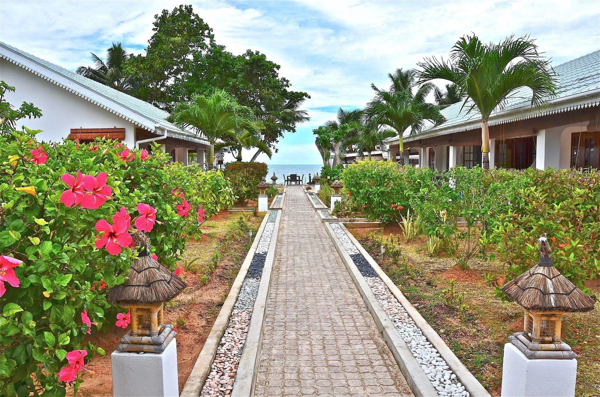 Villas De Mer Grand Anse  Exteriör bild